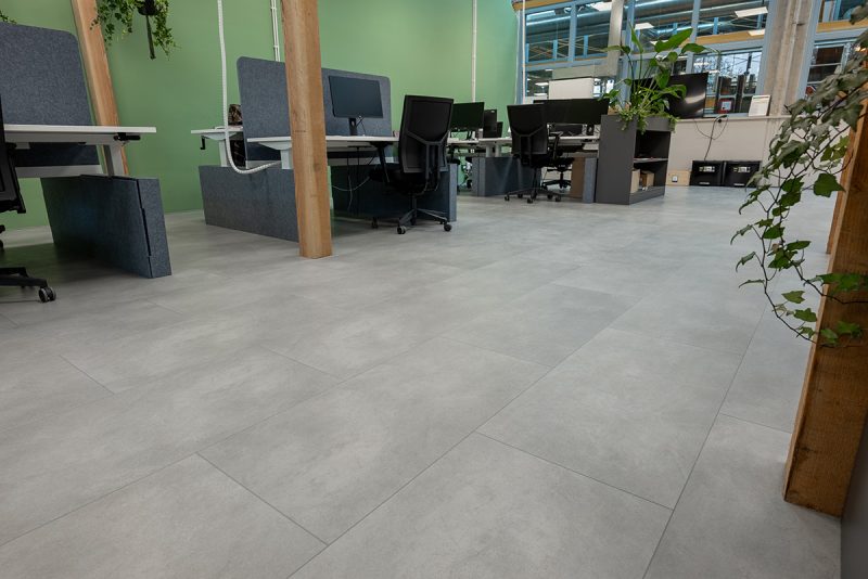 Floer Tegel Click PVC - Vaalserberg Donkergrijs - Afbeelding 8
