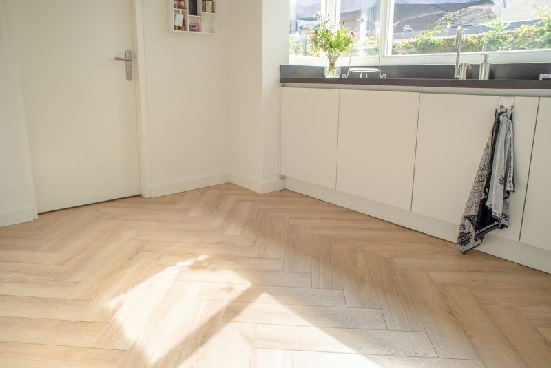 Floer Visgraat Laminaat - Onbehandeld Eiken - Afbeelding 15