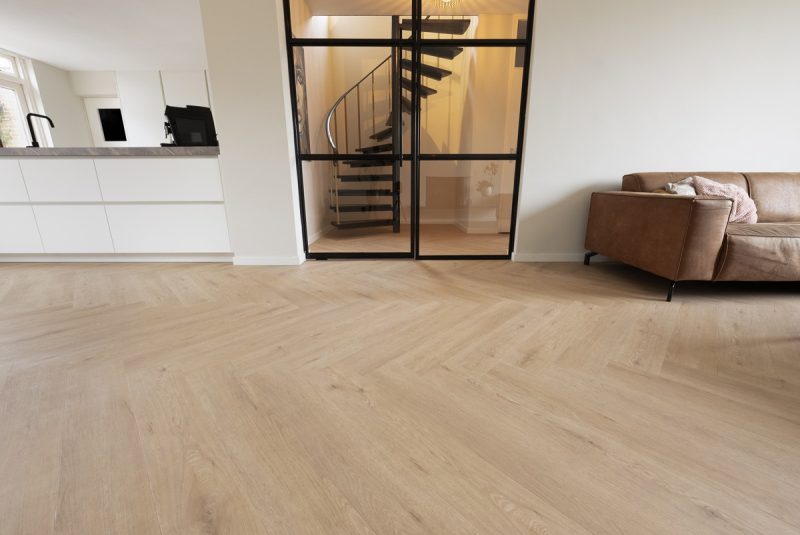 Floer Walvisgraat PVC - Gaia Grijsbeige - Afbeelding 5