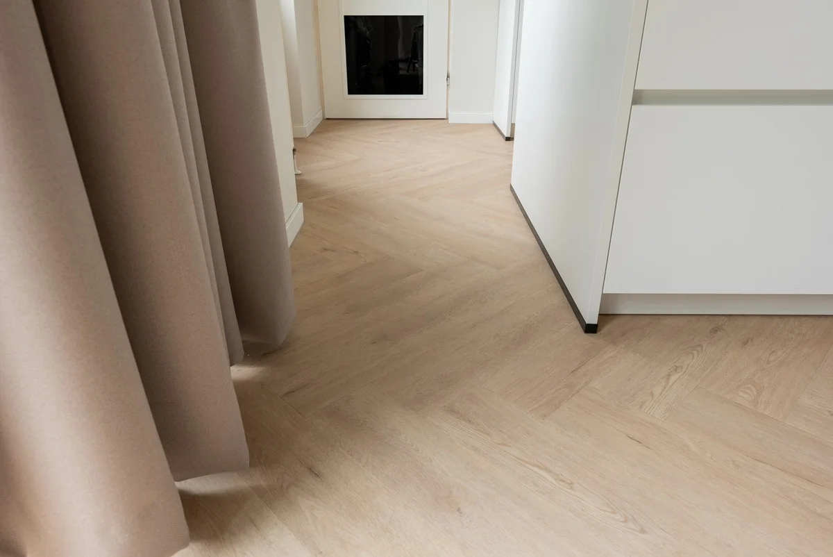 Floer Walvisgraat PVC - Gaia Grijsbeige - Afbeelding 16